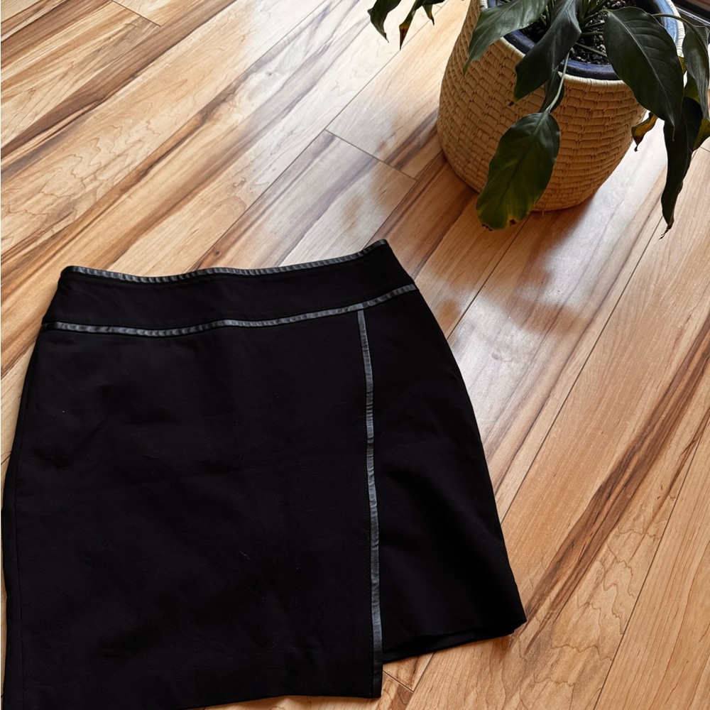 White House Black Market Black Pencil Mini Skirt for Work